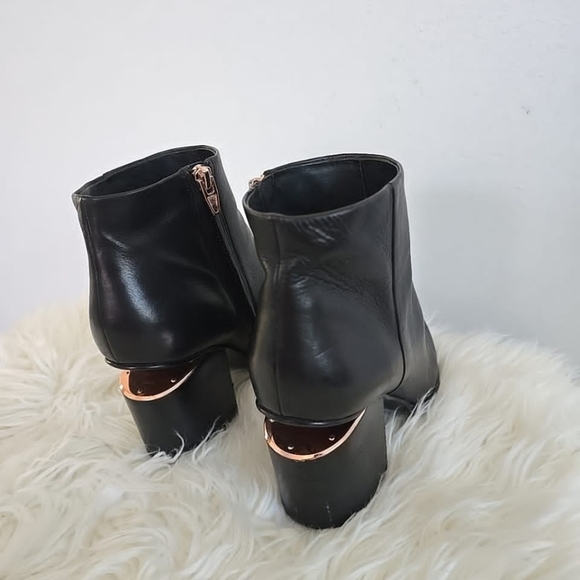 Alexander Wang Gabi Black Leather Ankle Boot Size 8.5 or 39🌴 - Picture 10 of 10